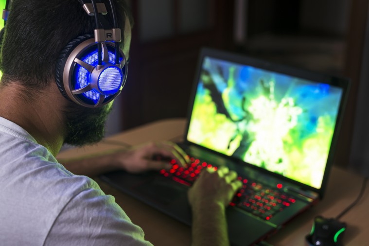 Una guía paso a paso para portátiles gaming que lleva a los principiantes de la mano