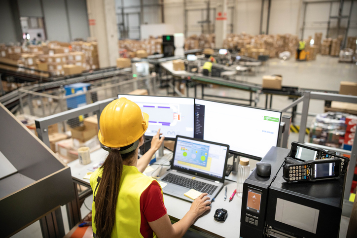 Mejora la eficiencia y el control de tu almacén con un software de gestión avanzado